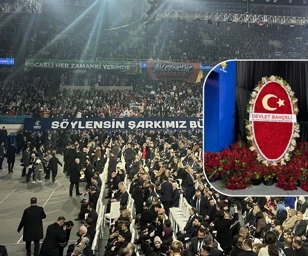 AK Parti'de büyük kongre günü: Devlet Bahçeli'den 1071 güllü, 1453 karanfilli ve 23 orkideli çelenk