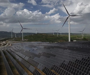 Türkiye'nin elektrik ihtiyacının yüzde 60'ı yenilenebilir enerjiden sağlanıyor