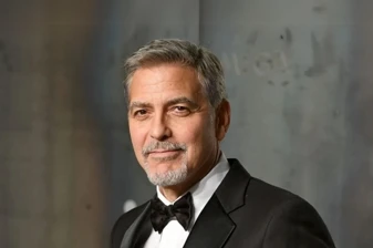 Hollywood'un efsanevi George Clooney'nin gençlik sırrı: Estetik operasyonlar mı?