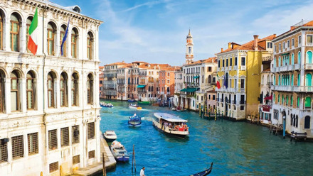 Venedik, günübirlik ziyaretçilerden 700 bin avrodan fazla gelir elde etti