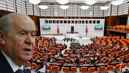 Yeni Şafak, MHP Genel Başkanı Devlet Bahçeli’nin Öcalan çağrısına yanıt verdi