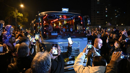 Ferdi Tayfur'un hayranları, ölüm haberiyle birlikte hastaneye akın etti