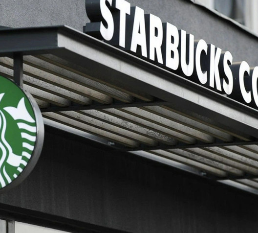 Starbucks'ın geliri ilk çeyrekte düştü