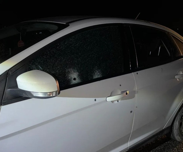 Diyarbakır'da otomobile silahlı saldırı: 3'ü ağır 6 yaralı