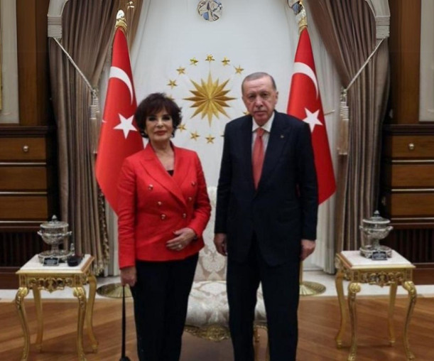 Cumhurbaşkanı Erdoğan, Hülya Koçyiğit ile bir araya geldi