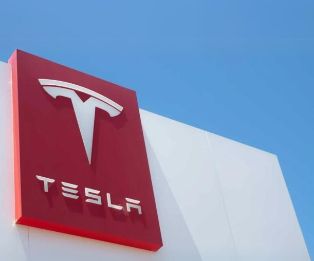 TESLA'dan kullanıcılarına 29 Ekim sürprizi