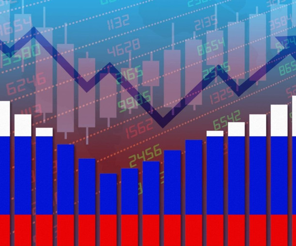 Savaş ihtimali Rus ekonomisini vurdu: Borsa en düşük seviyesine geriledi, ruble değer kaybetti