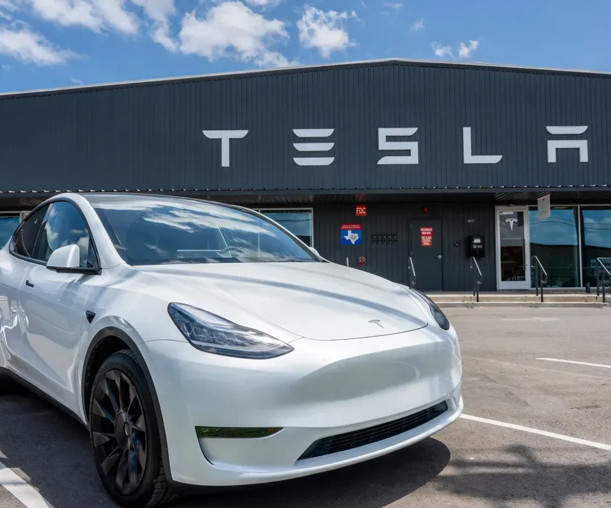 Tesla hisseleri rekor seviyeye çıktı