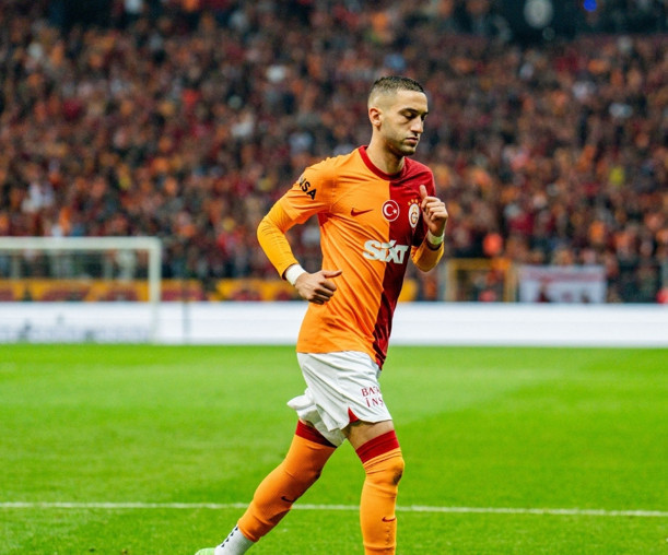 Hakim Ziyech, Fransız Rennes kulübü ile görüşmeye başladı