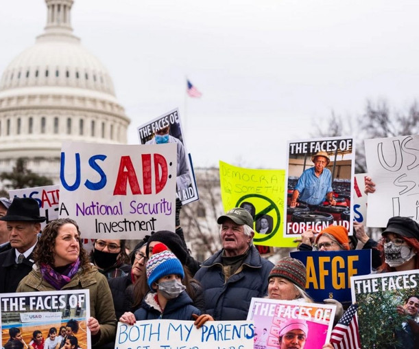 Trump'ın binlerce USAID personelini izne çıkarma planı engellendi