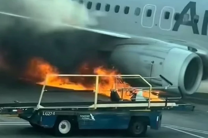 American Airlines uçağı alevler içinde kaldı, yolcular kanatlara çıkarak tahliye edildi