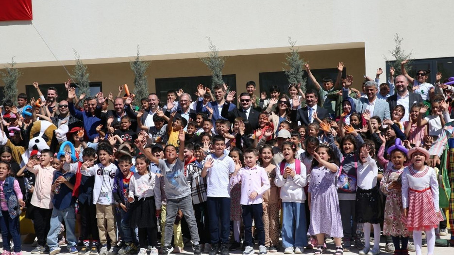Enerjisa Atatürk İlkokulu Hatay'da açıldı