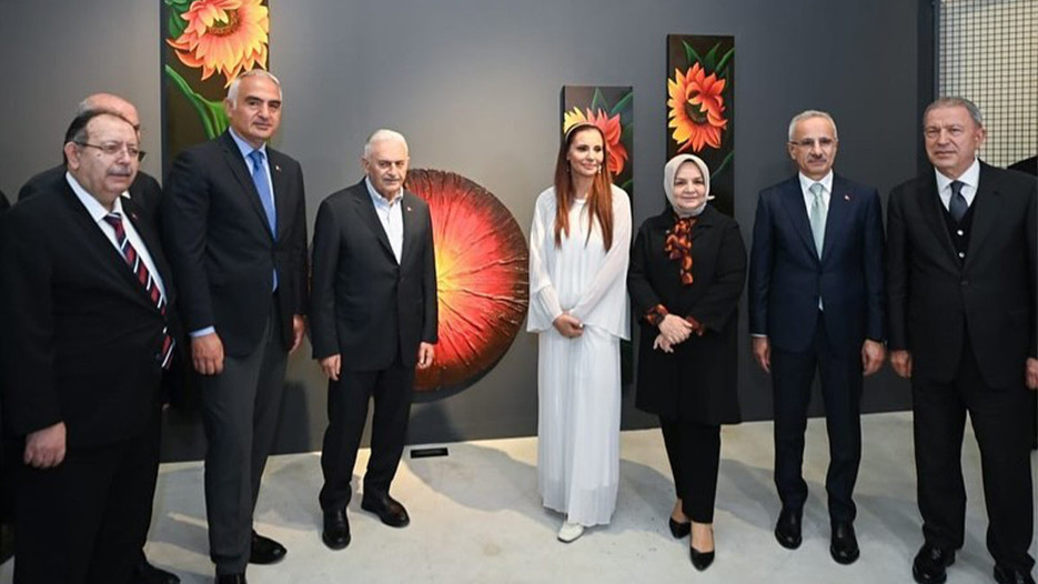 Hande Fırat sergisine Kültür Bakanlığı desteği