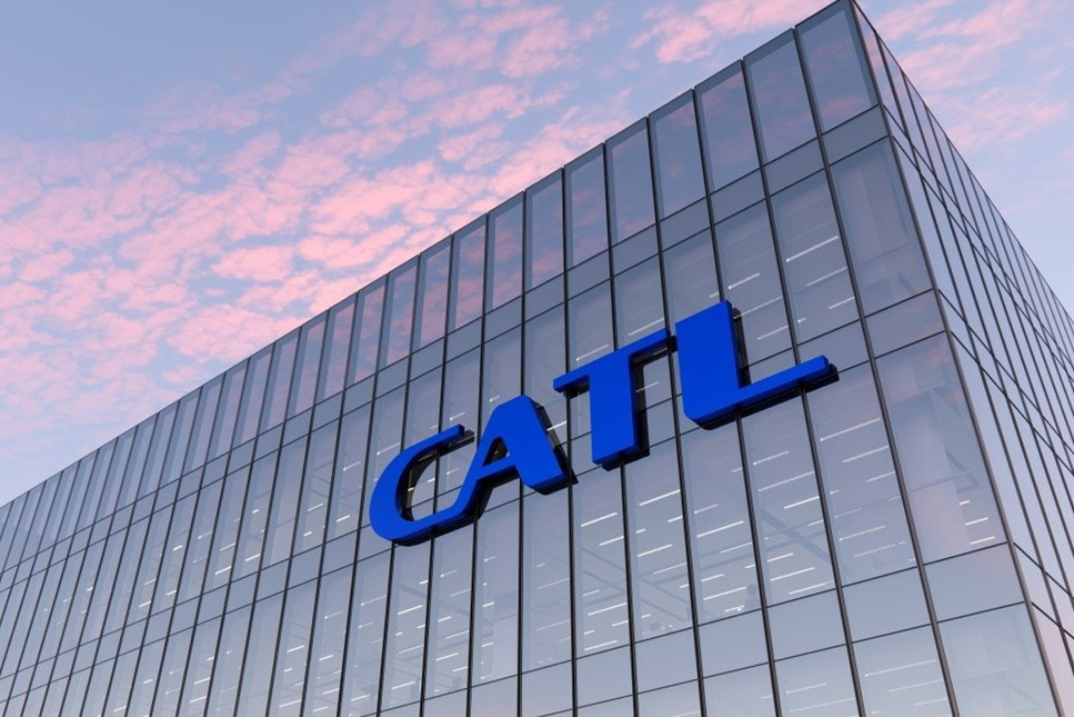 Çinli batarya üreticisi CATL'in gelirleri ve karı 2023'te arttı