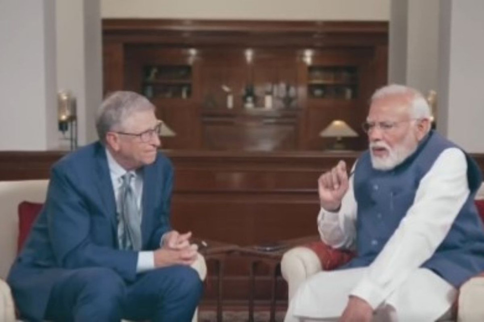 Hindistan Başbakanı Modi, Microsoft'un kurucusu Bill Gates ile yapay zekayı görüştü