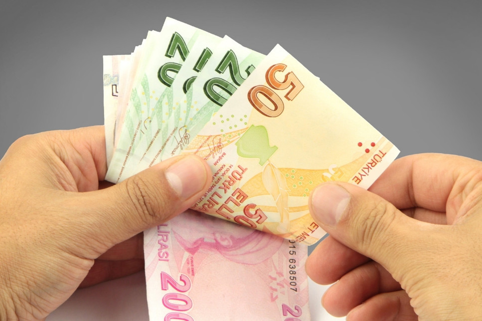 ATM'lerde yeni dönem başlıyor: Artık 10 ve 20 TL'lik banknotlar çekilemeyecek