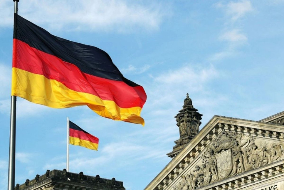 Almanya'da isim ve cinsiyet değişikliğini kolaylaştıran yasa çıktı