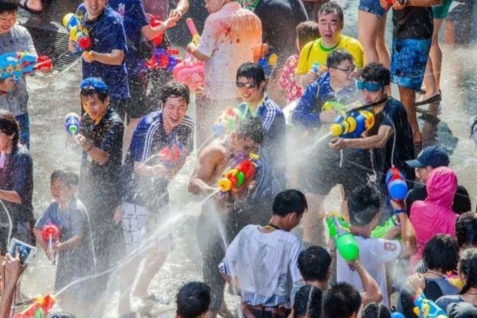 Bangkok'ta 'sulu' festival