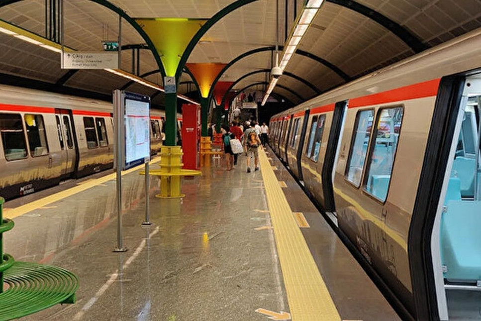 İBB Başkanı İmamoğlu ve Metro İstanbul yetkilileri hakkında "telif ihlali" iddiasıyla suç duyurusu