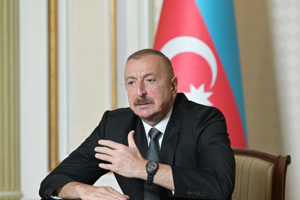Aliyev: Üç ülke Ermenistan'ı bize karşı silahlandırıyor