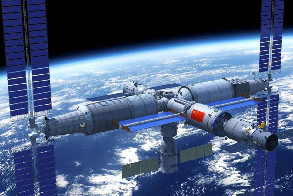 Çinli taykonotları taşıyan Şıncou-18 mekiği uzay istasyonuna ulaştı -  Patronlar Dünyası