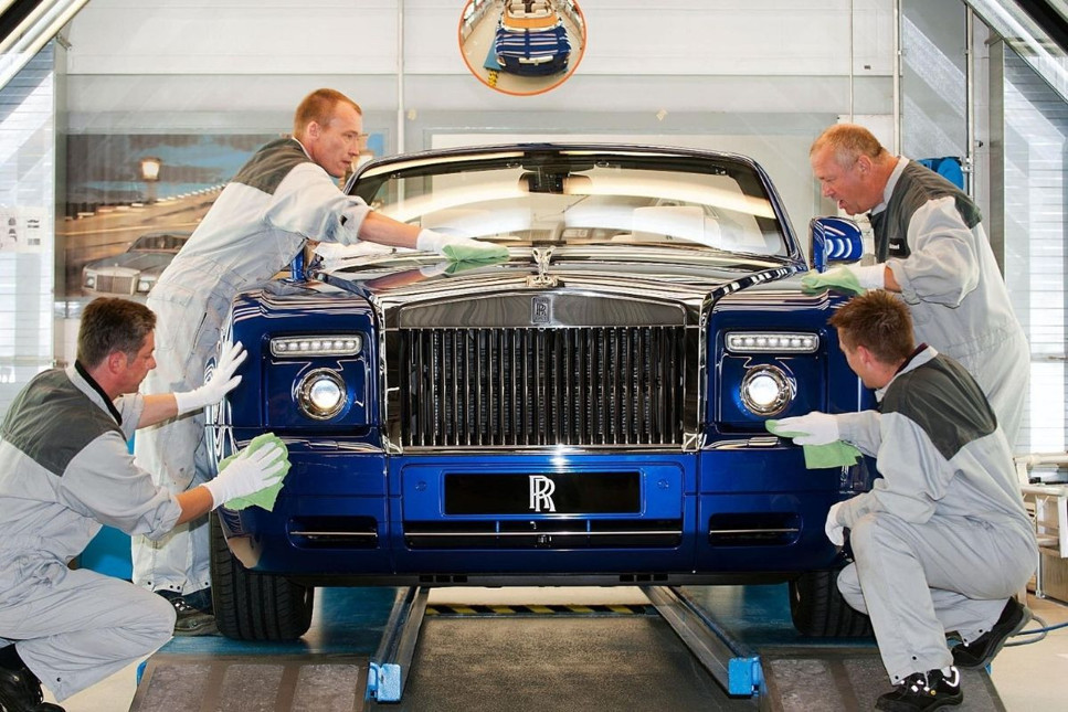 Rolls-Royce fabrikasını büyütmek için harekete geçti