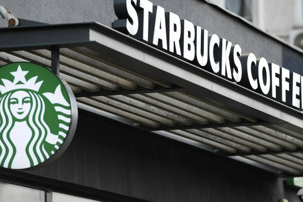 Starbucks'ın geliri ilk çeyrekte düştü