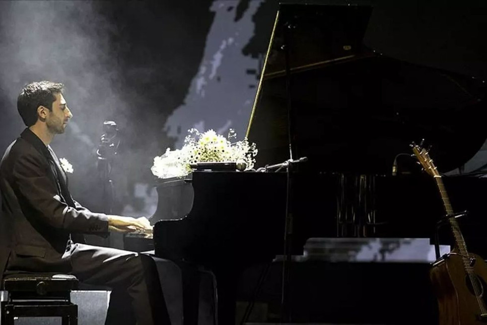 Rus piyanist Grinko, Aşık Veysel türküsünü yorumladı