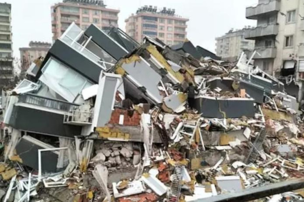 Depremde 35 kişinin öldüğü Ezgi Apartmanı davasının görülmesine devam edildi
