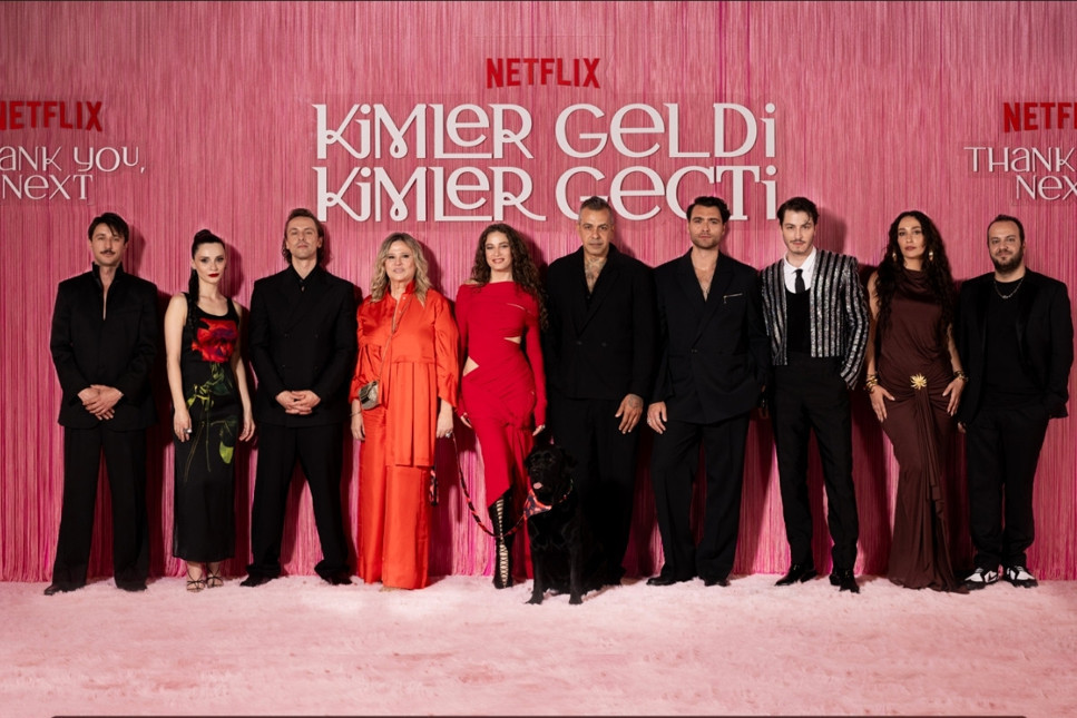 Kimler Geldi Kimler Geçti galasında yıldızlar geçidi