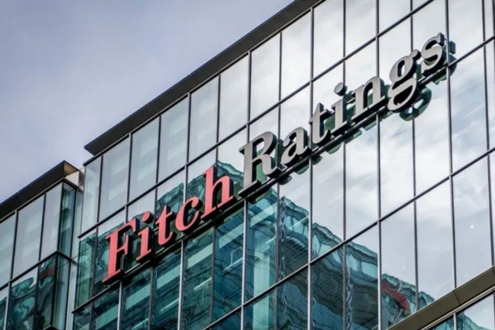 Fitch: Türkiye'de yatırımcı güveni toparlanıyor
