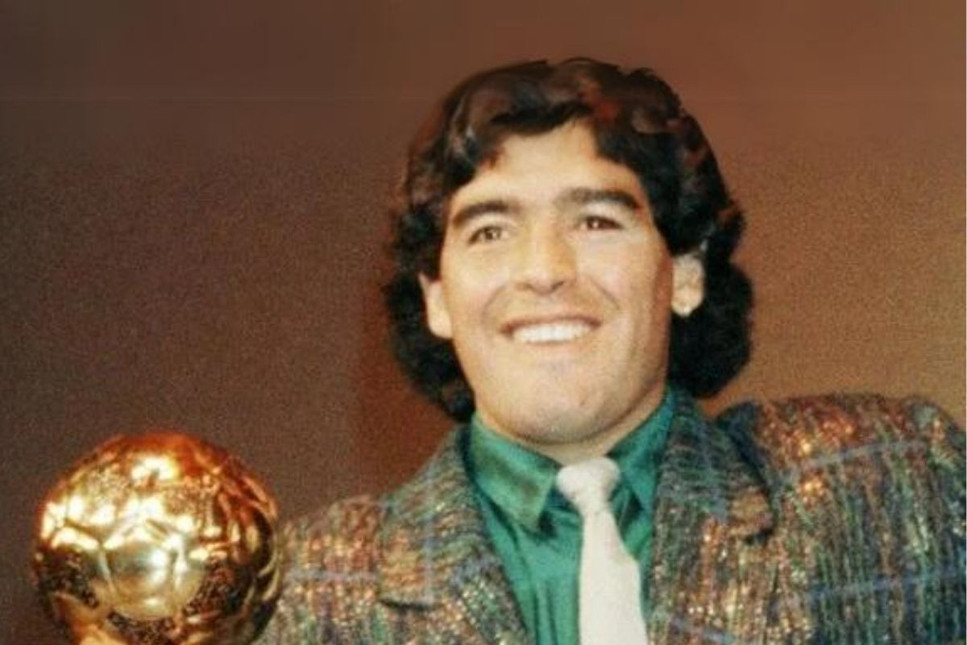 Maradona'nın varisleri kayıp 'altın top'u geri istiyor