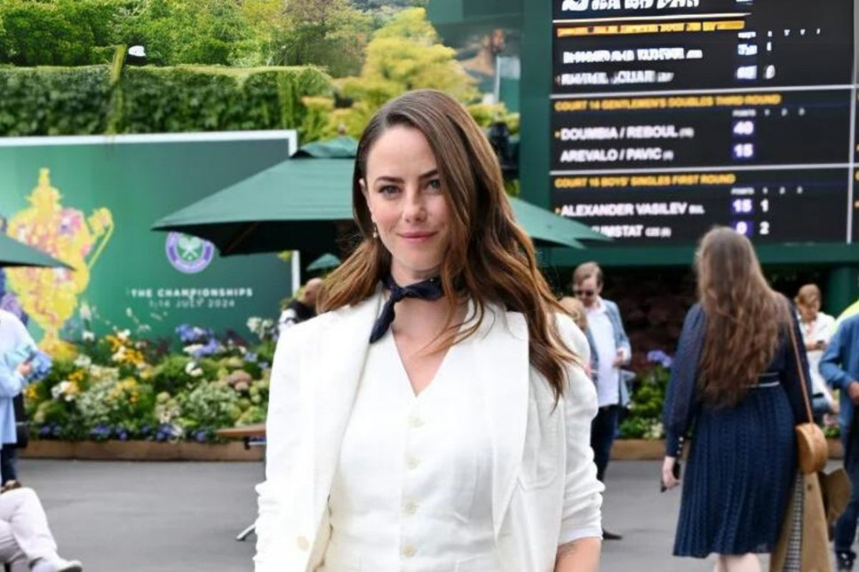 Centilmen dizisinin güzel oyuncusu Kaya Scodelario Wimbledon'da