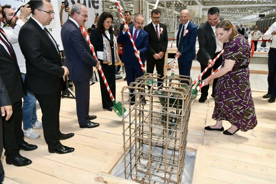 Kale Grubu'ndan iki yeni temel atma