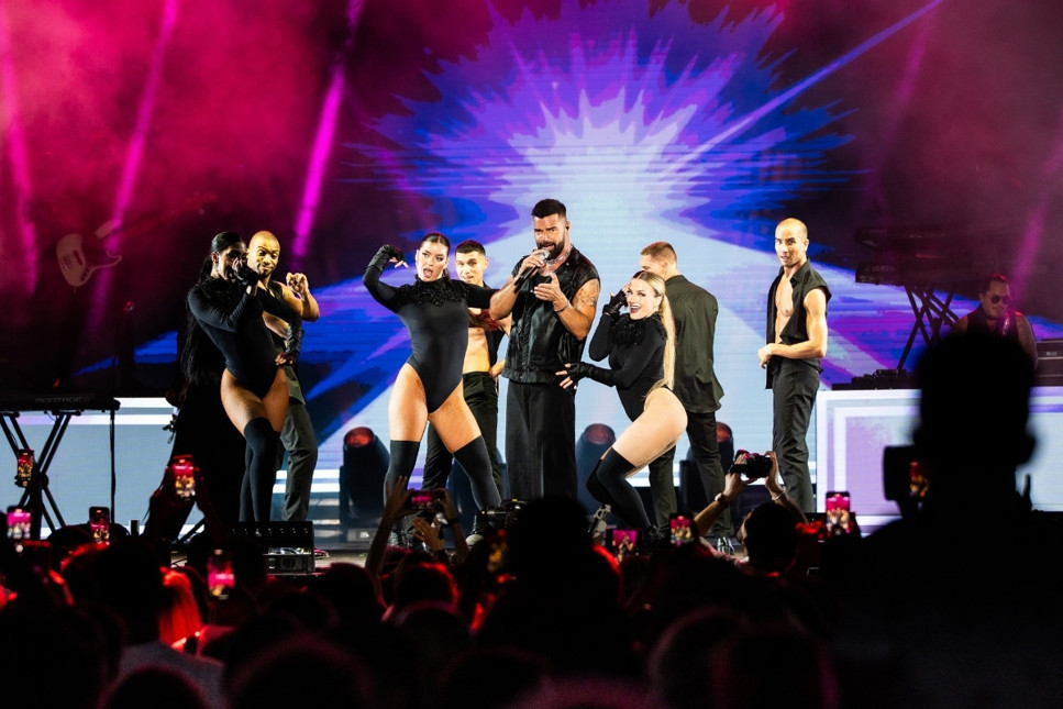 Antalya'da Ricky Martin rüzgarı