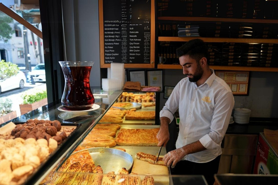 İstanbul'da her 10 kişiden biri güne börek yiyerek başlıyor