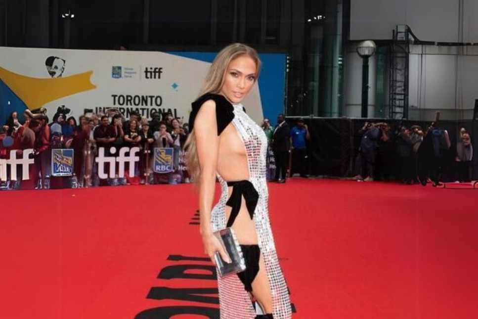 Jennifer Lopez boşanma kararı sonrası Toronto'yu salladı