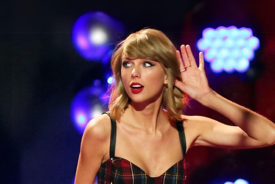 Pop yıldızı Taylor Swift, ABD Başkanı seçiminde Harris'i desteklediğini açıkladı