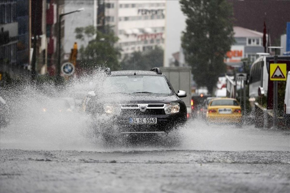 AKOM'dan İstanbul için sağanak uyarısı