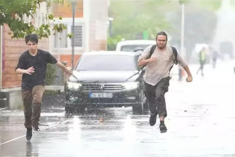 Meteoroloji illeri tek tek uyardı: Sele yol açabilir