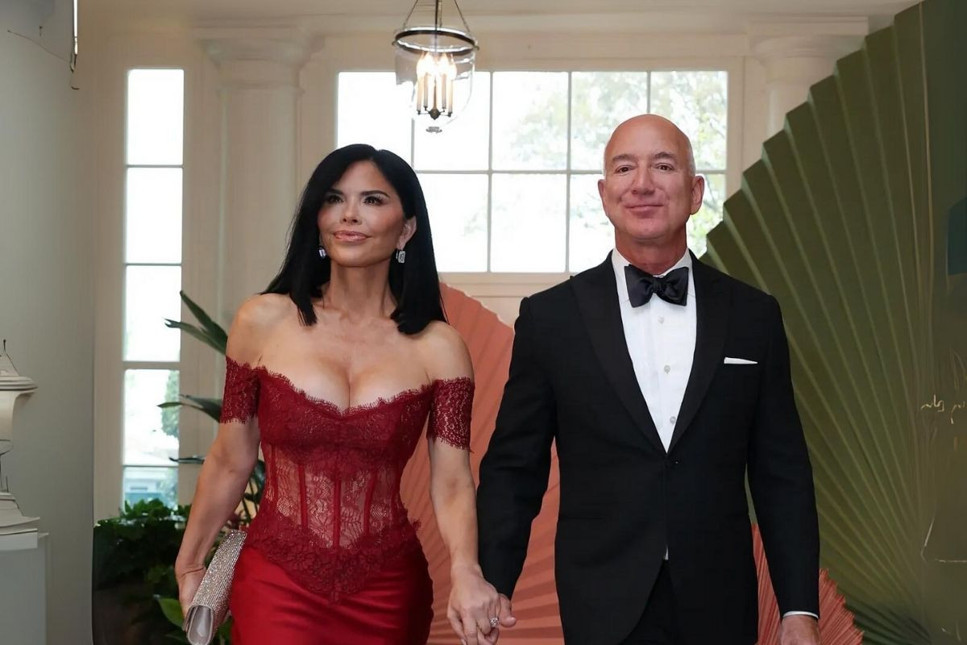 Dünyanın en zengin ikinci insanı Jeff Bezos evlilik yolunda