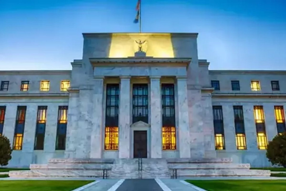 S&P: Fed 2025 sonuna kadar 225 baz puan indirim yapar