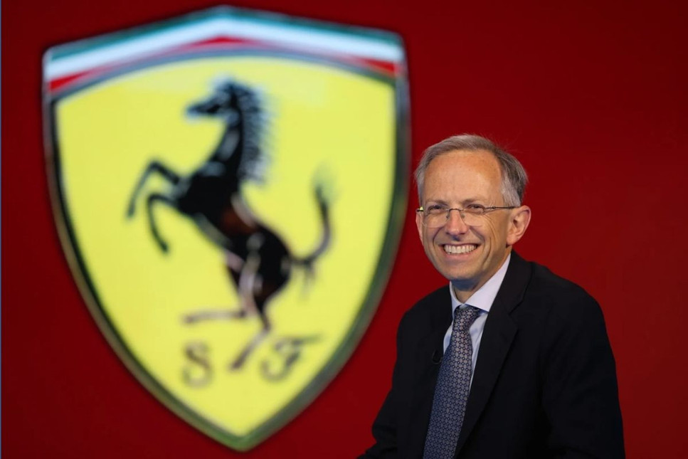 Ferrari CEO'su Benedetto Vigna açıkladı: Elektrikli süper otomobil 2025'in son çeyreğinde görücüye çıkacak