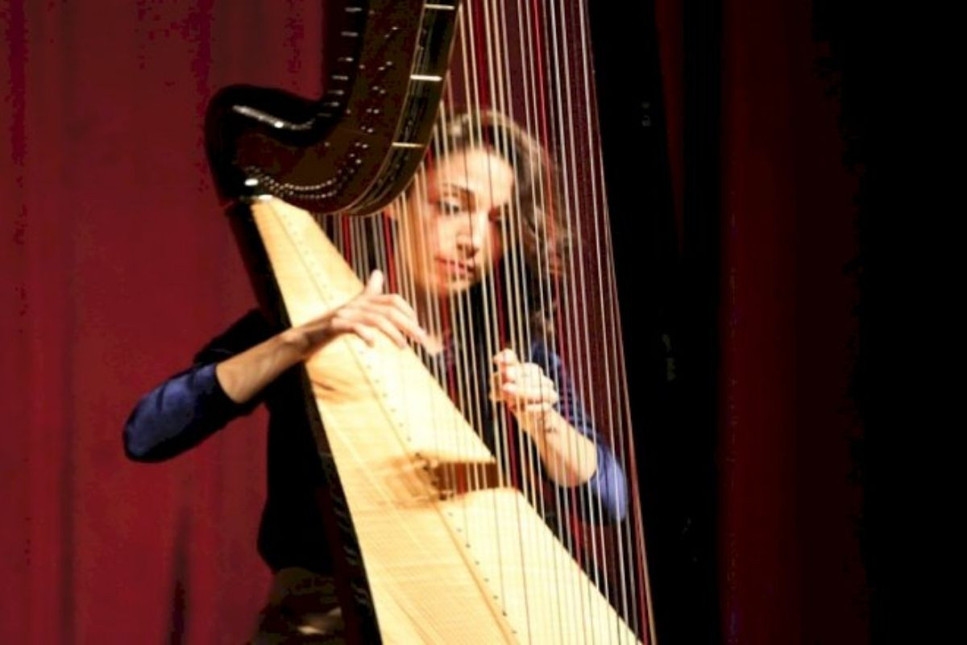 Arpist Meriç Dönük, Sakıp Sabancı Müzesi'nde konser verdi