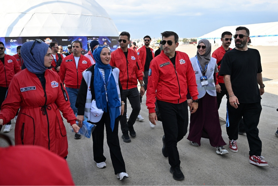 Selçuk Bayraktar'dan Adana TEKNOFEST alanına ziyaret