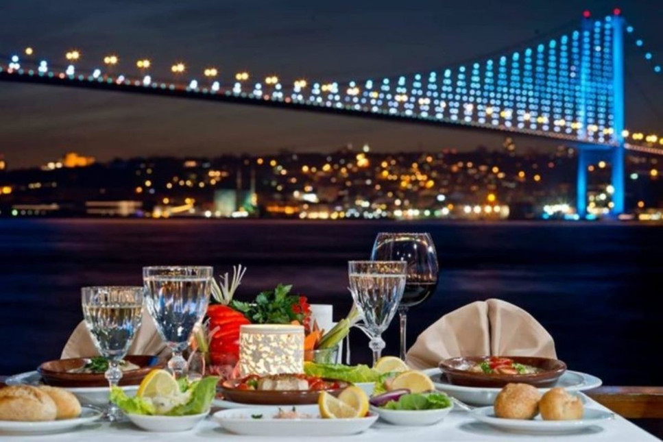 İstanbul'da lüks restoranlar profile bakıp müşteri seçiyor