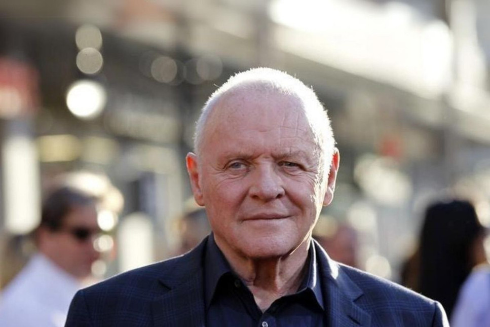 86'lık Anthony Hopkins'in dansı