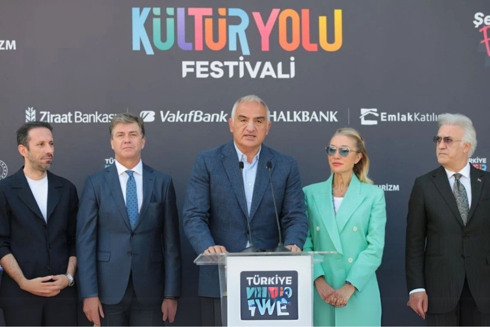 Türkiye Kültür Yolu Festivali'nin son durağı Antalya'daki etkinlikler başladı