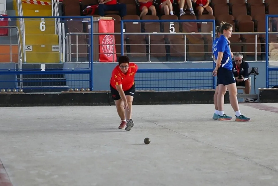 İki kadın sporcu, Volo'da Avrupa Şampiyonu oldu