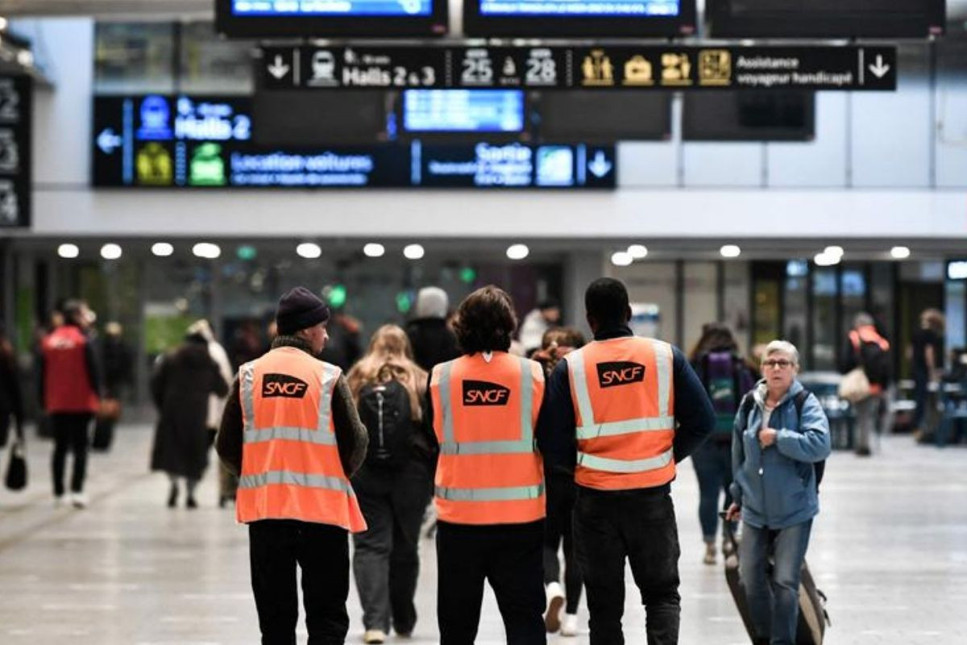 Fransa’da demiryolu işçileri greve gidiyor 